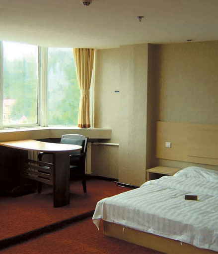 本溪瑞心溪铁城酒店